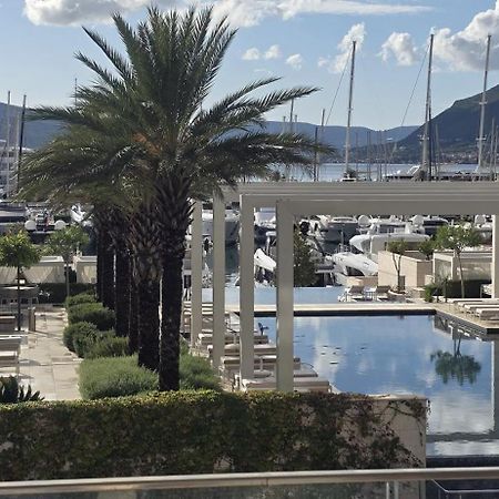 Porto Montenegro Luxurious Elena Тиват Экстерьер фото